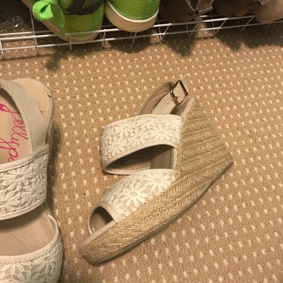 Heels - Picture 2 of 4